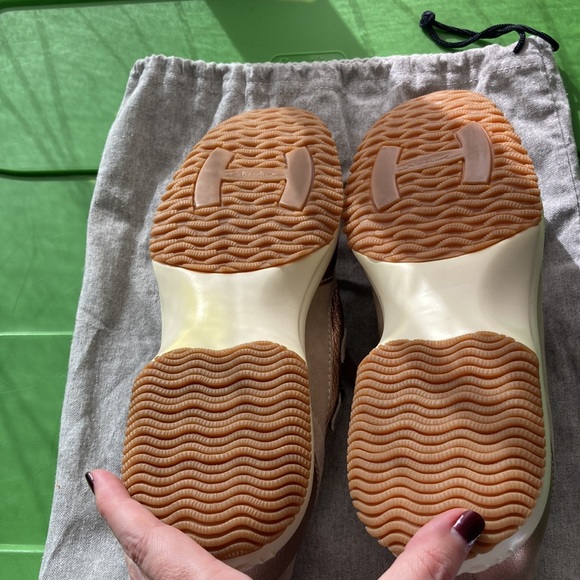 Hogan copper leather sneakers Size 9 1/2 - Picture 2 of 8